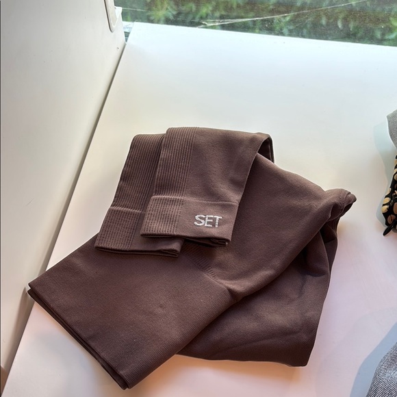 Set active Sports Bra and Leggings Set - Picture 3 of 5